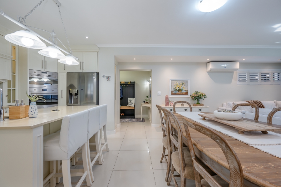 3 Bedroom Property for Sale in Kelderhof Country Village Western Cape